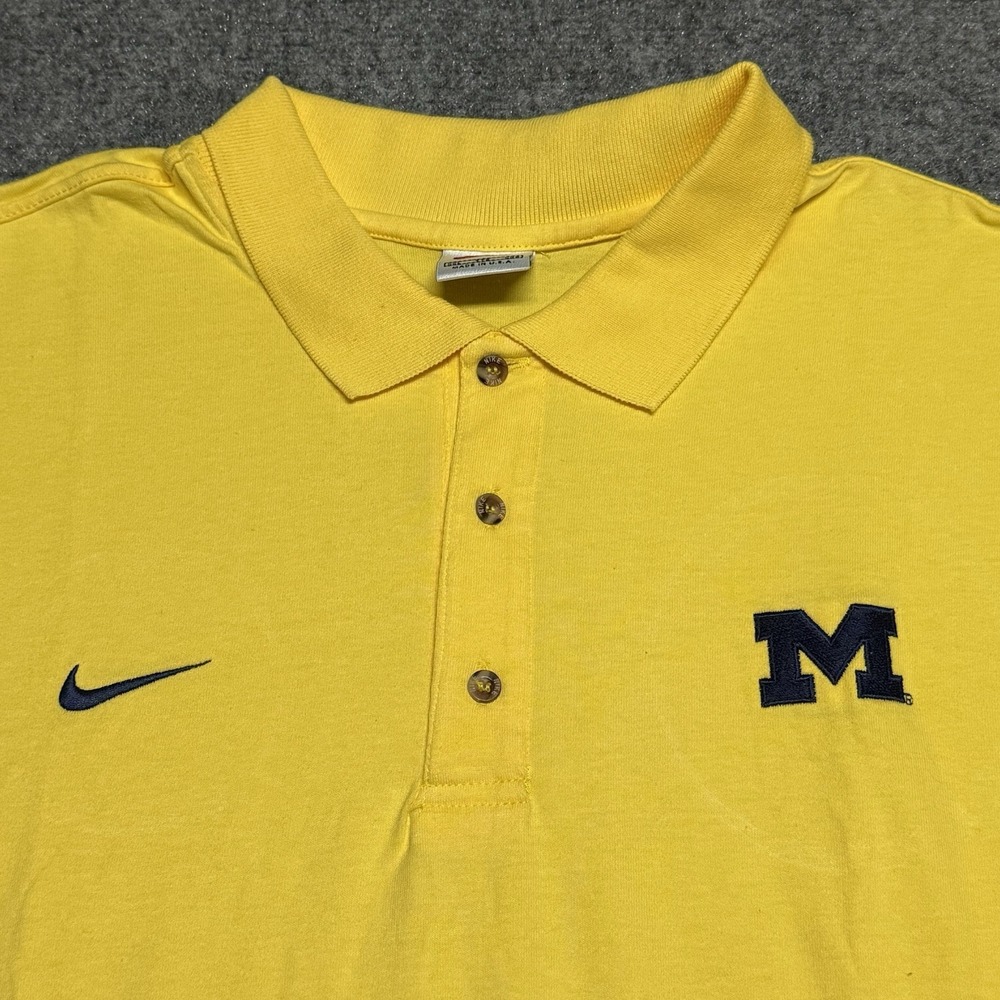Vintage Nike Michigan Wolverines Polo Shirt Mens 2XL Yellow Fab Five 90s USA